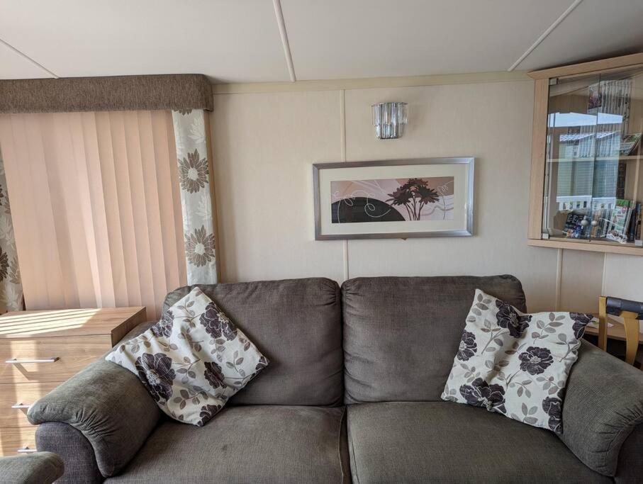 6 Berth Holiday Home On Ocean Edge Near Morecambe Heysham Bagian luar foto
