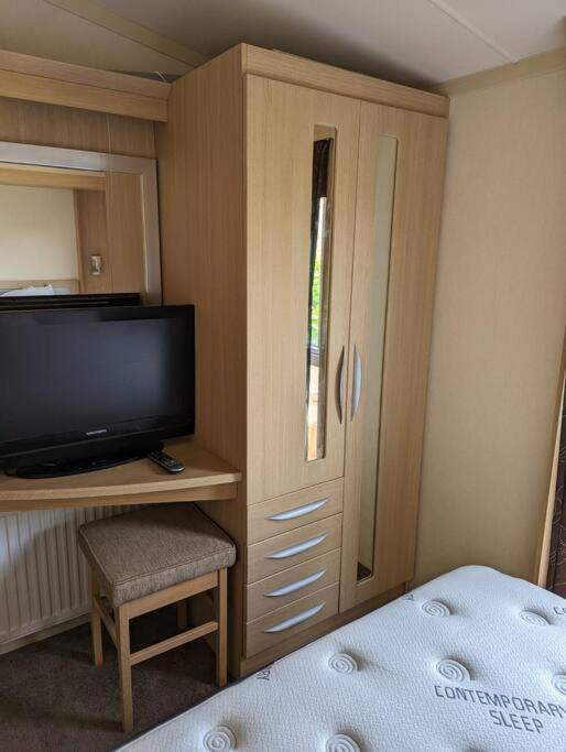 6 Berth Holiday Home On Ocean Edge Near Morecambe Heysham Bagian luar foto