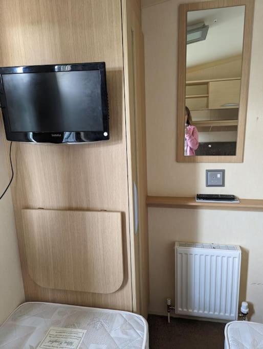 6 Berth Holiday Home On Ocean Edge Near Morecambe Heysham Bagian luar foto