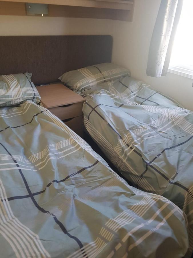 6 Berth Holiday Home On Ocean Edge Near Morecambe Heysham Bagian luar foto